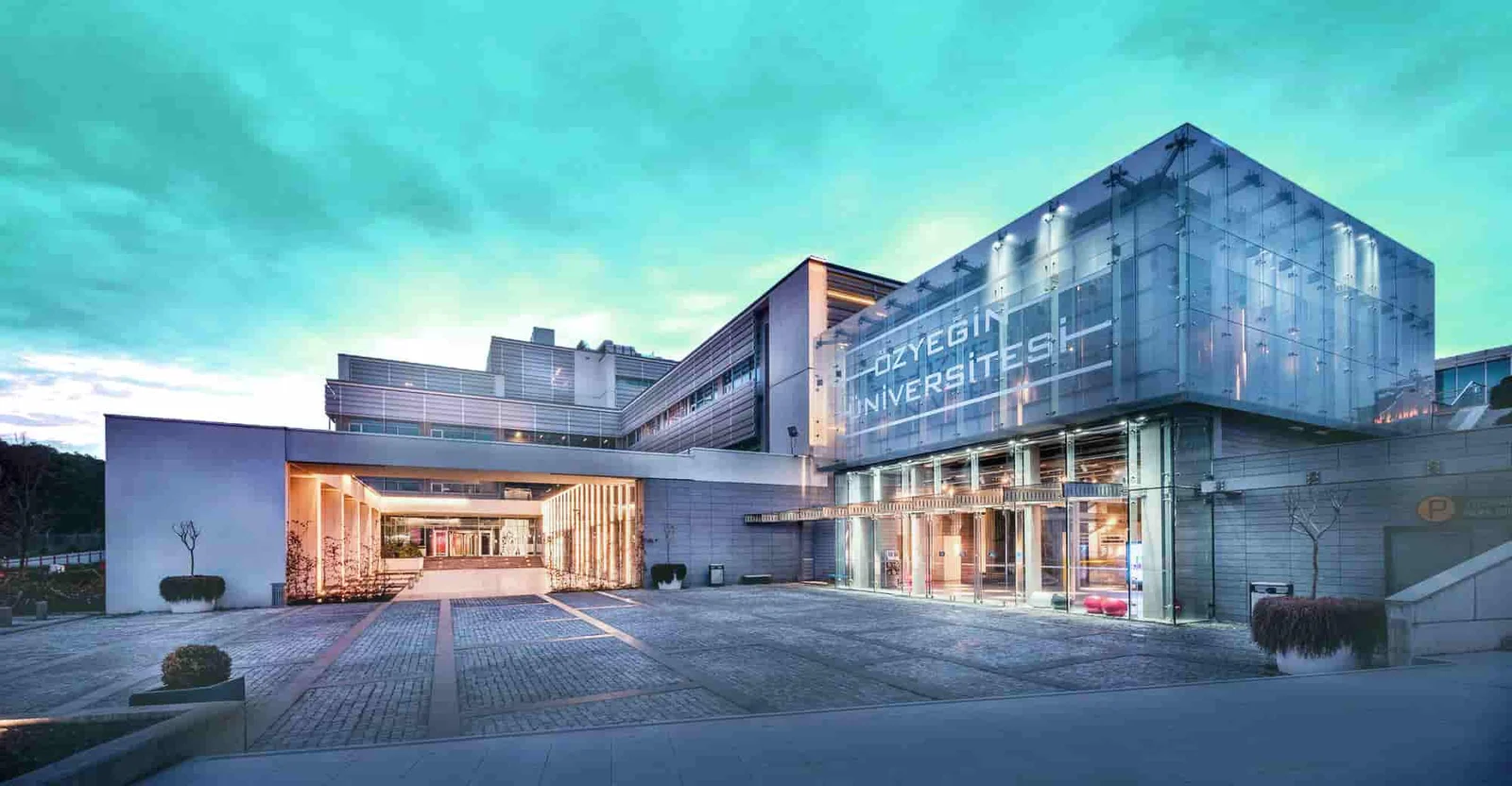 Tuition Fees for Business Administration at Ozyegin University
